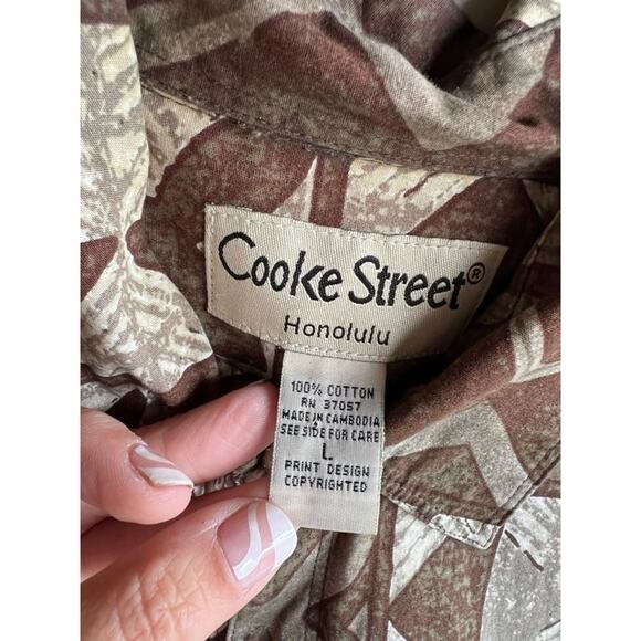 Cooke Street Honolulu Vintage Men's Brown Tribal Hawaiian Shirt Size Large - Picture 6 of 8